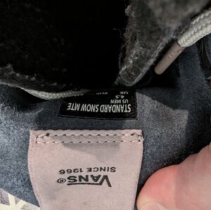 Vans winter boots *youth 4.5*